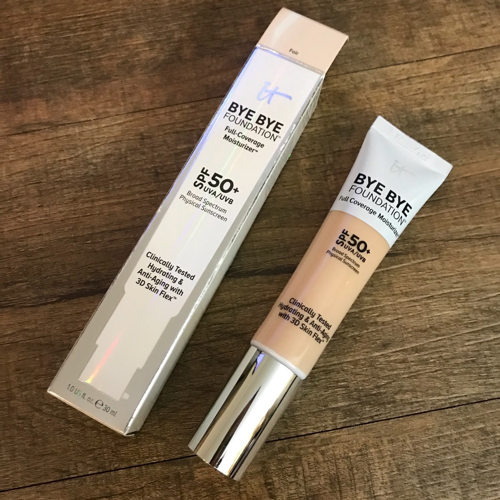 BNIB it cosmetics foundation in Fair